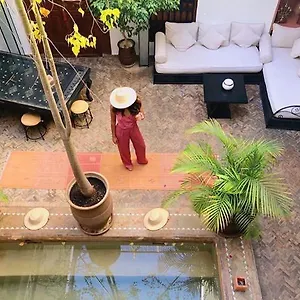 ***** Riad Les Nuits De Marrakech Marokko